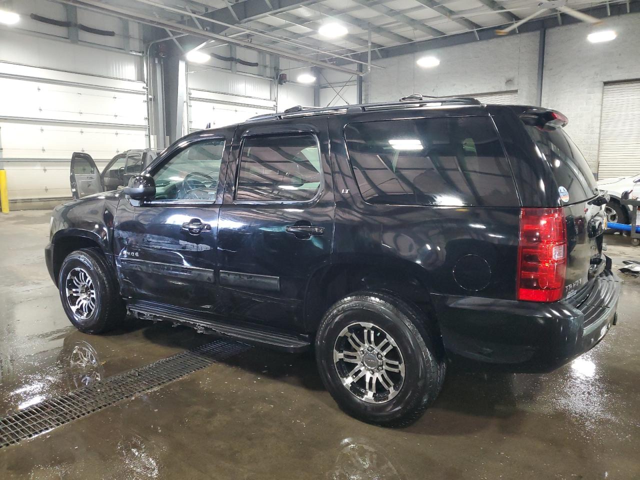 CHEVROLET TAHOE K1500 LT