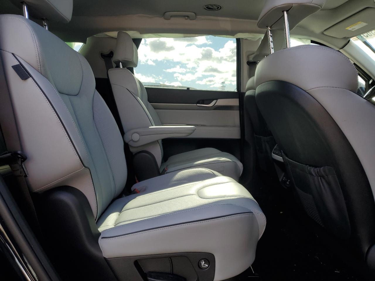 HYUNDAI PALISADE SEL PREMIUM