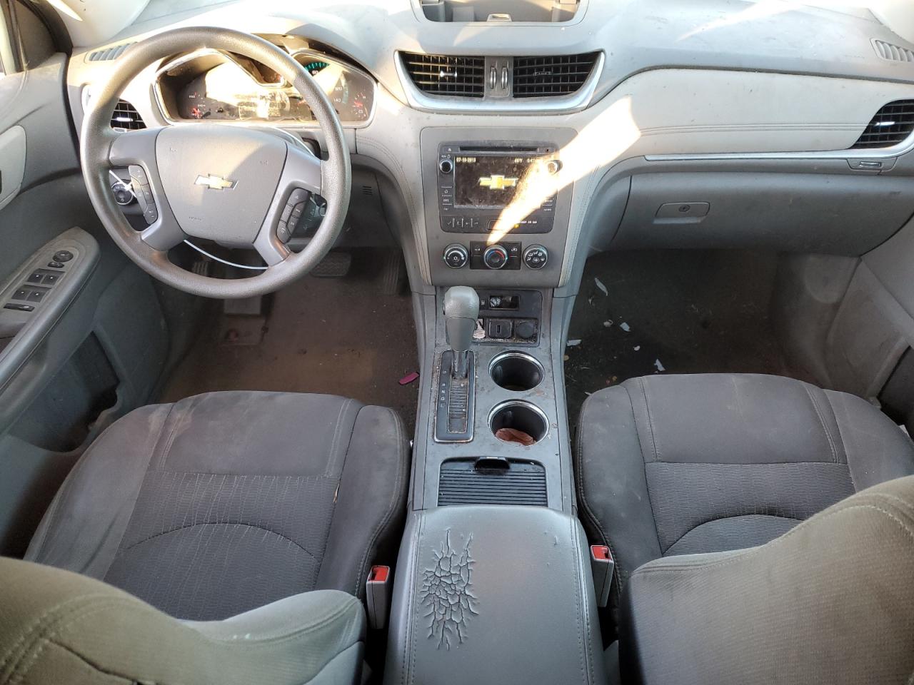 CHEVROLET TRAVERSE LS