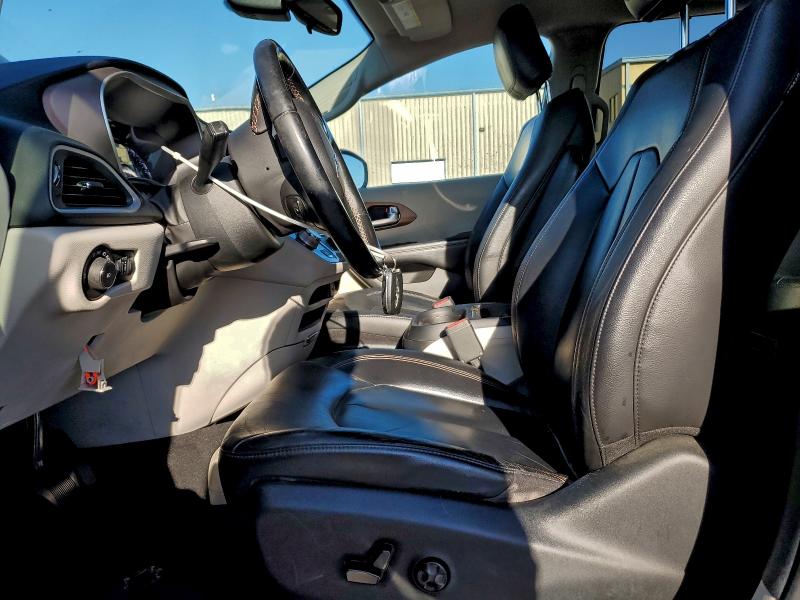 2017 CHRYSLER PACIFICA T #3296333409