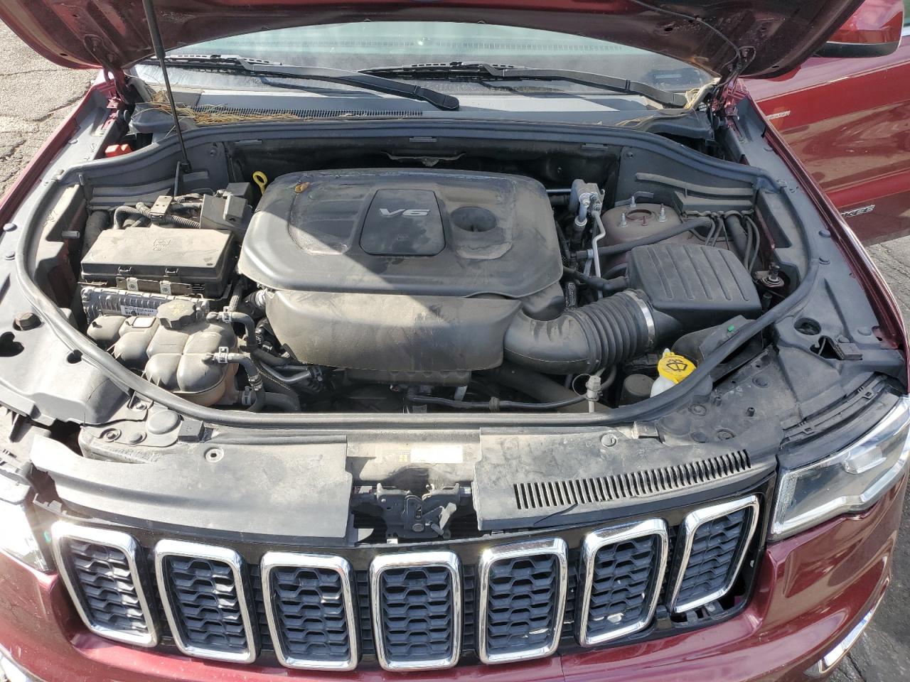 JEEP GRAND CHEROKEE LAREDO