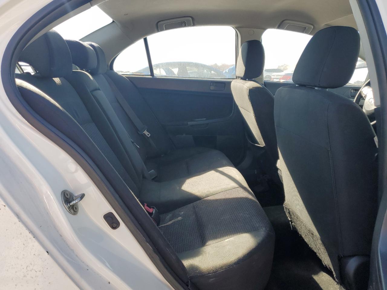 MITSUBISHI LANCER ES/ES SPORT