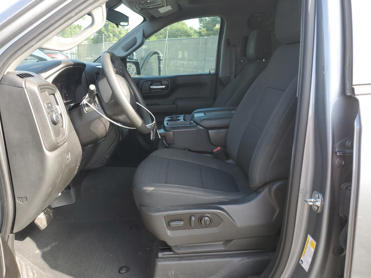 CHEVROLET SILVERADO C1500 CUSTOM