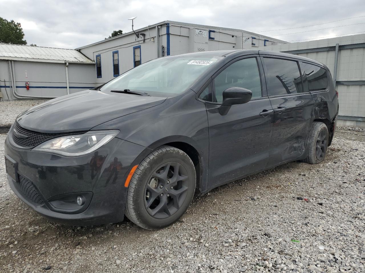 CHRYSLER PACIFICA TOURING PLUS