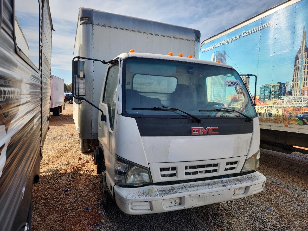 Lot #3290231230 2007 GMC W4