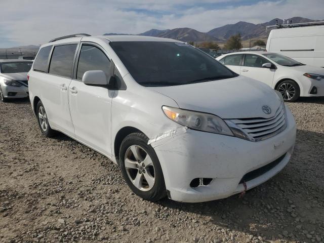 2015 TOYOTA SIENNA LE - 5TDKK3DC3FS560612