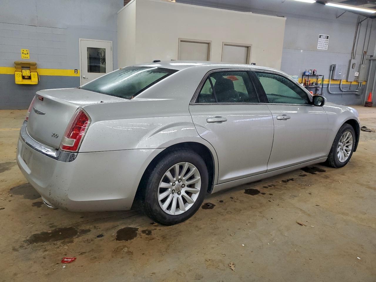 Lot #3294525518 2012 CHRYSLER 300