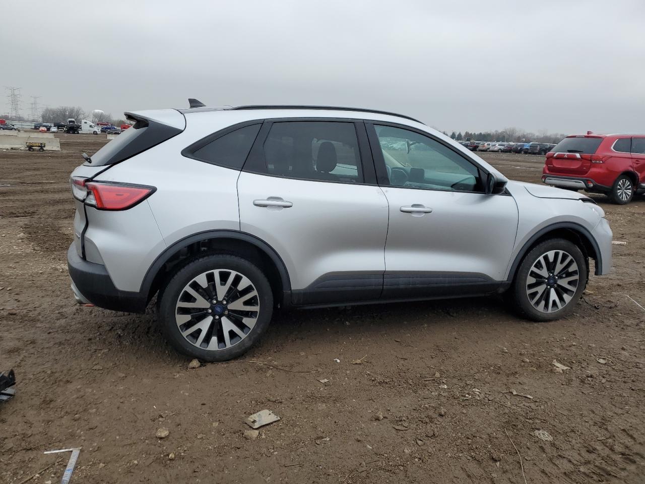 FORD ESCAPE SE SPORT