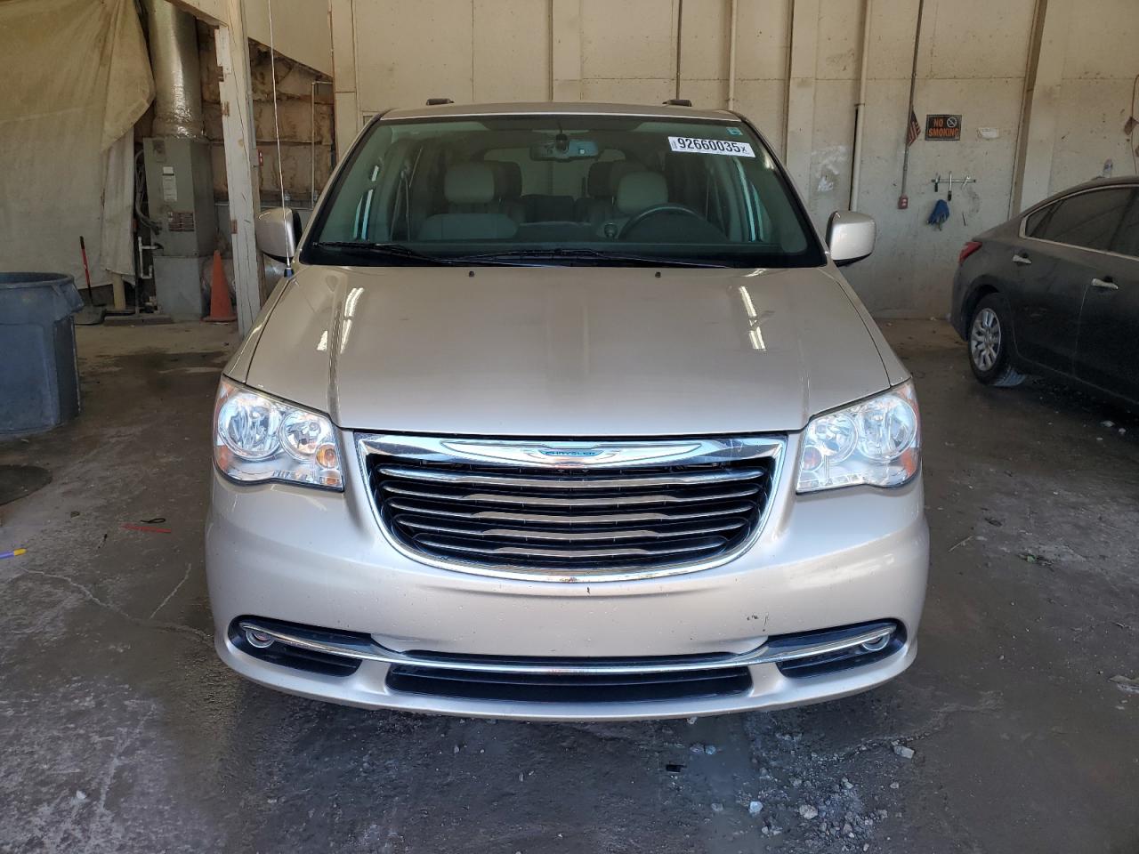 CHRYSLER TOWN & COUNTRY TOURING
