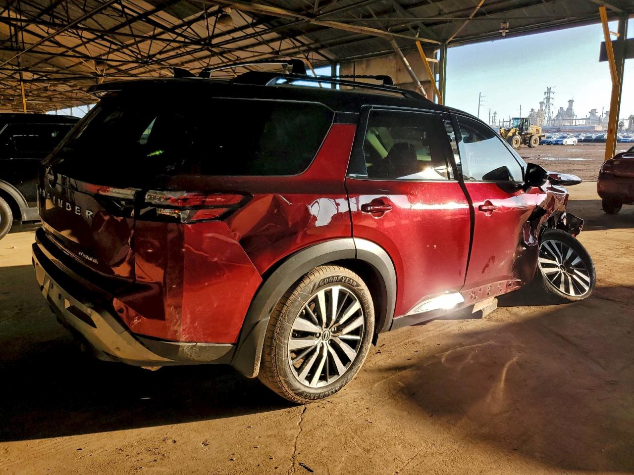 NISSAN PATHFINDER PLATINUM