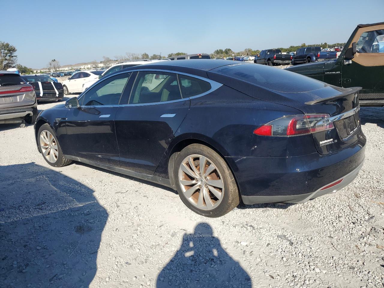 TESLA MODEL S