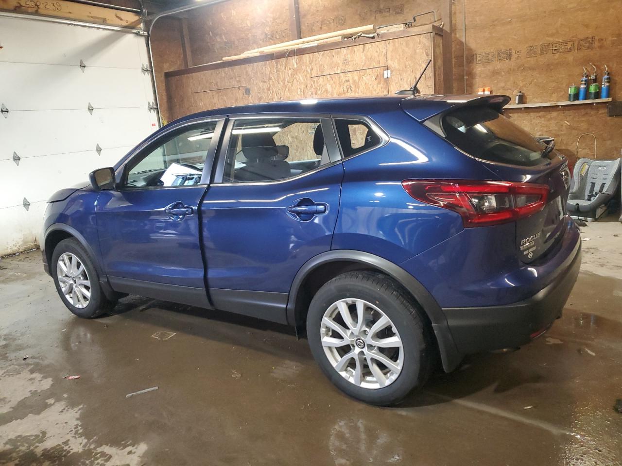 NISSAN ROGUE SPORT S