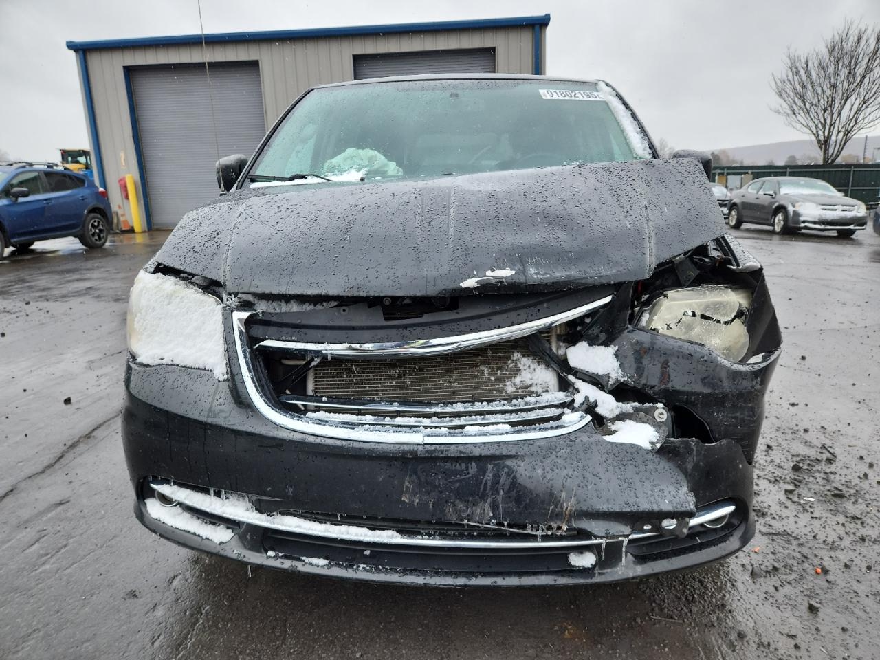 CHRYSLER TOWN & COUNTRY TOURING