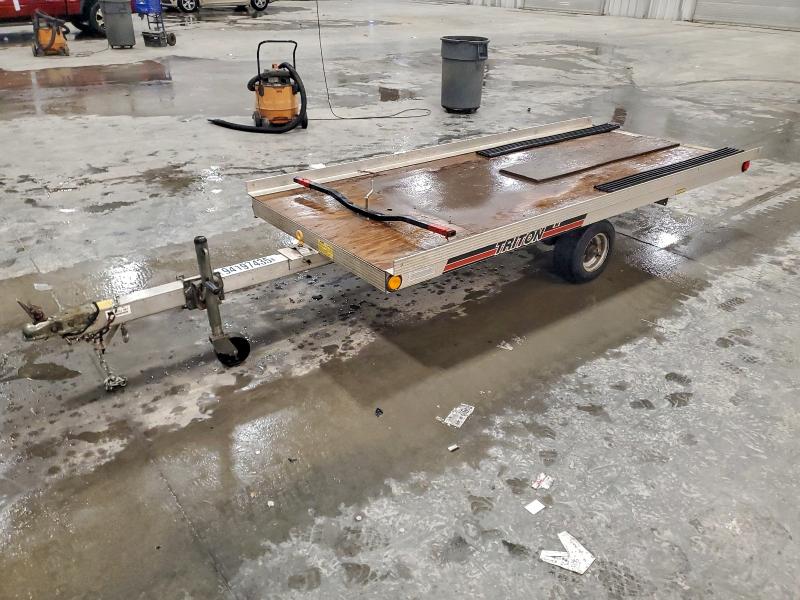 1999 TRITON UNKNOWN #3303593928