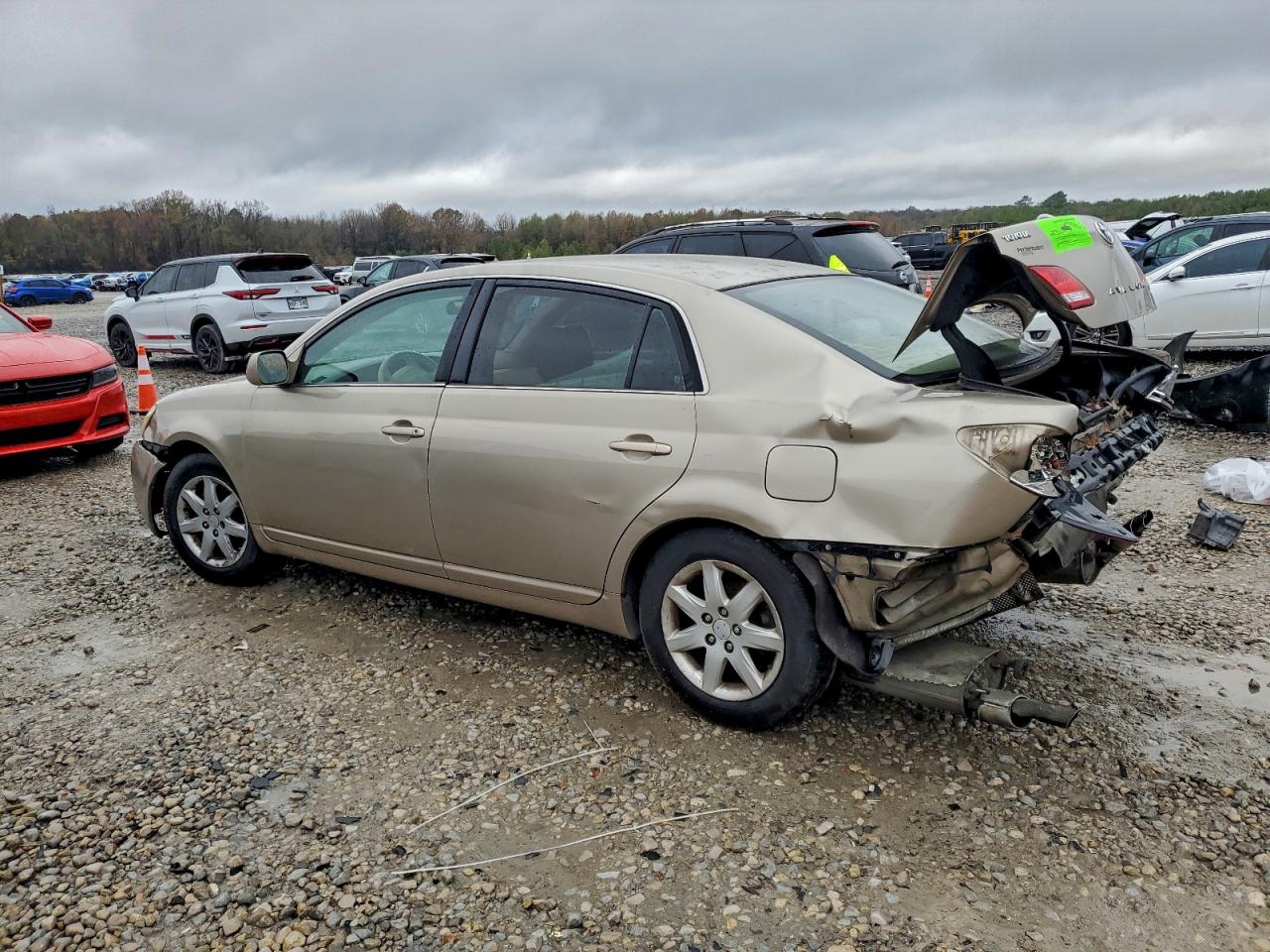 Lot #3298025127 2006 TOYOTA AVALON XL