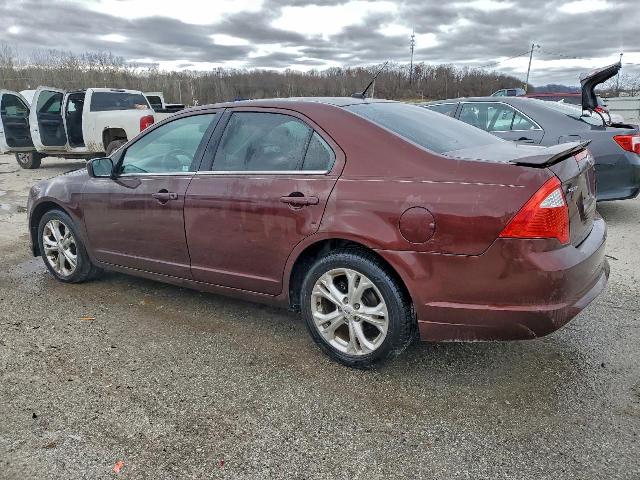 FORD FUSION SE