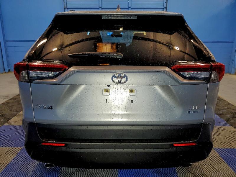 2025 TOYOTA RAV4 XLE #3304608450