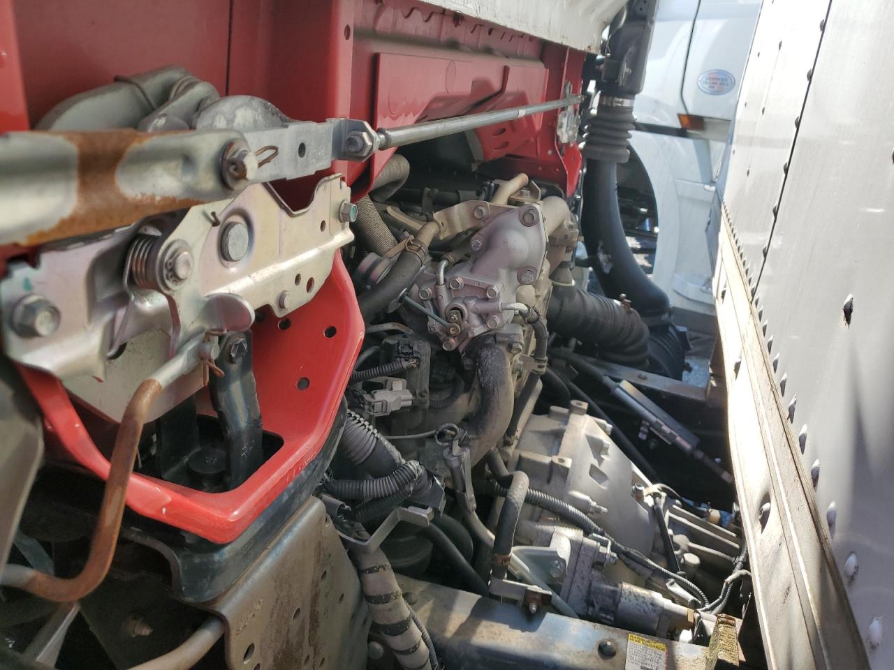 Lot #3305344337 2012 ISUZU NPR