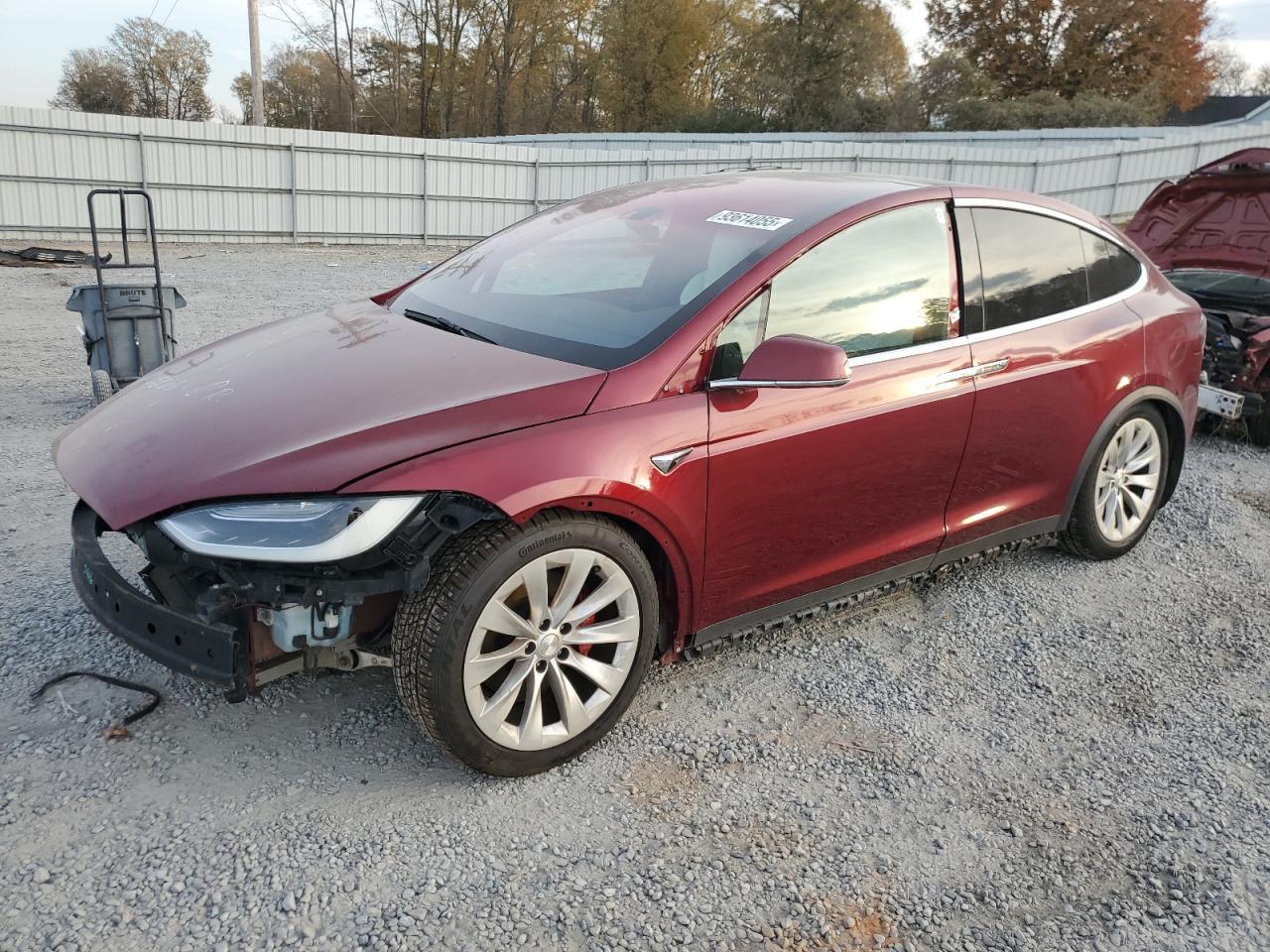 TESLA MODEL X