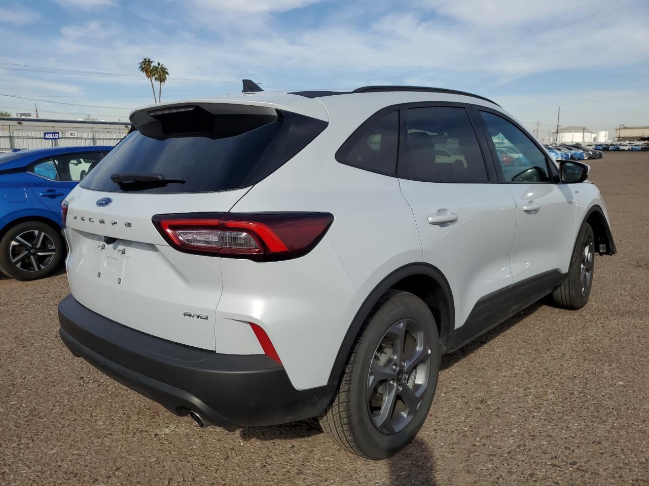 FORD ESCAPE ST LINE SELECT