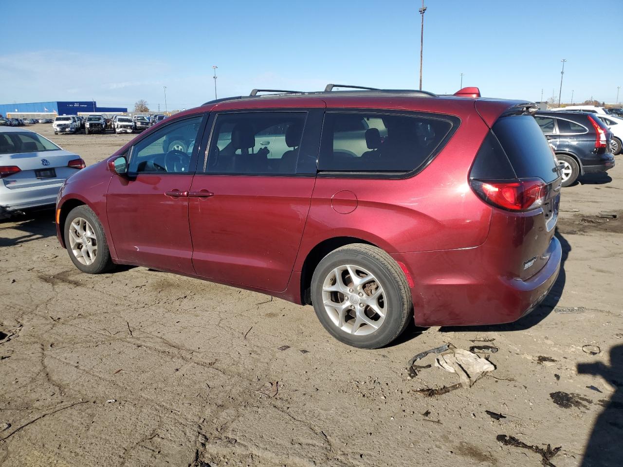 CHRYSLER PACIFICA TOURING L