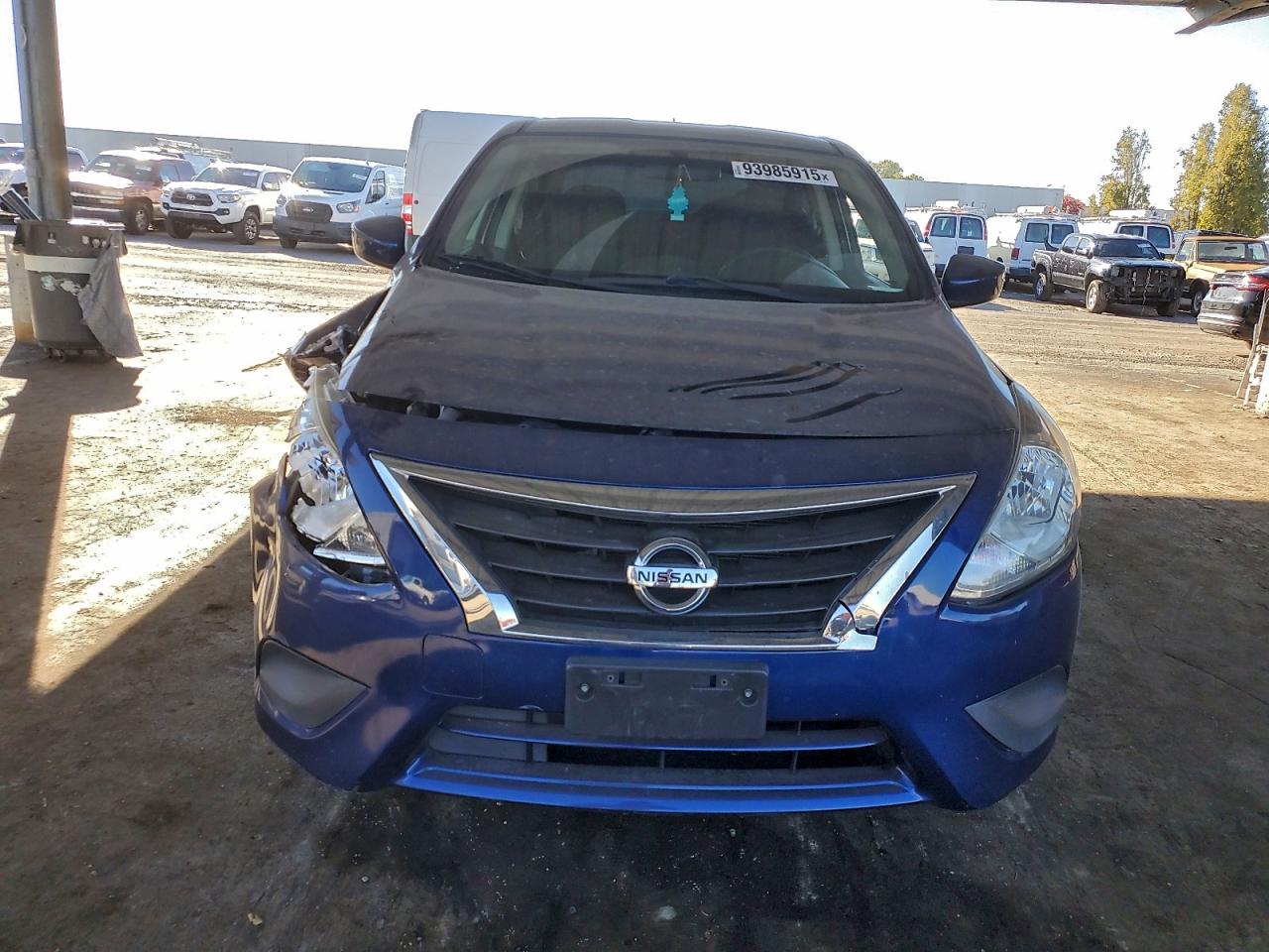 NISSAN VERSA S