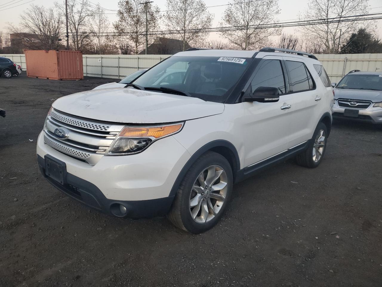 FORD EXPLORER XLT