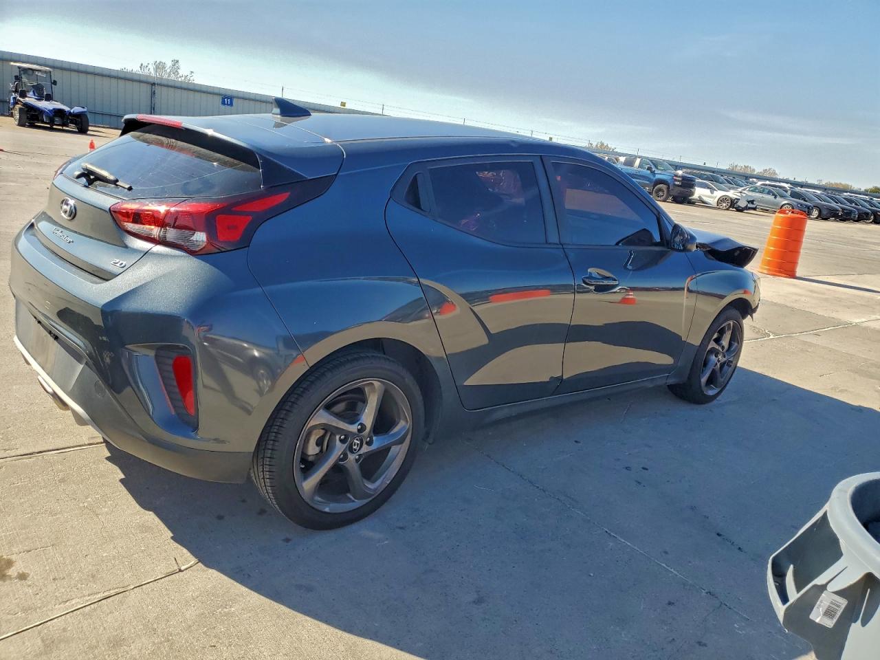 HYUNDAI VELOSTER BASE