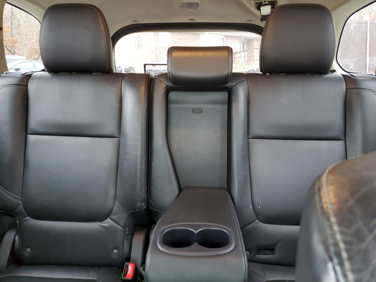 MITSUBISHI OUTLANDER SE