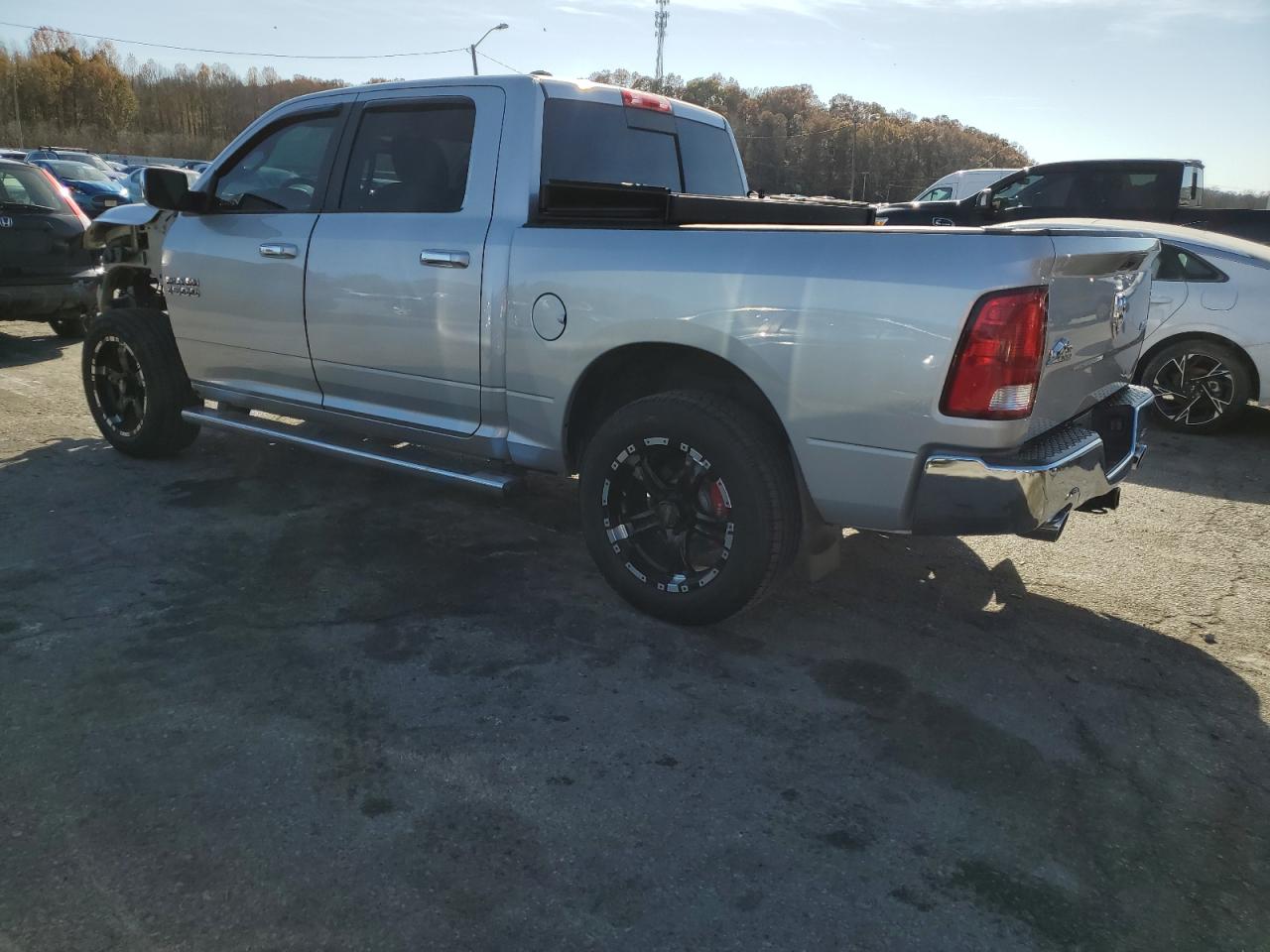 RAM 1500 SLT