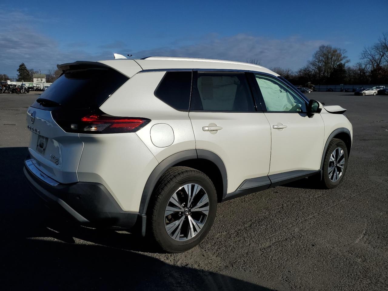 NISSAN ROGUE SV