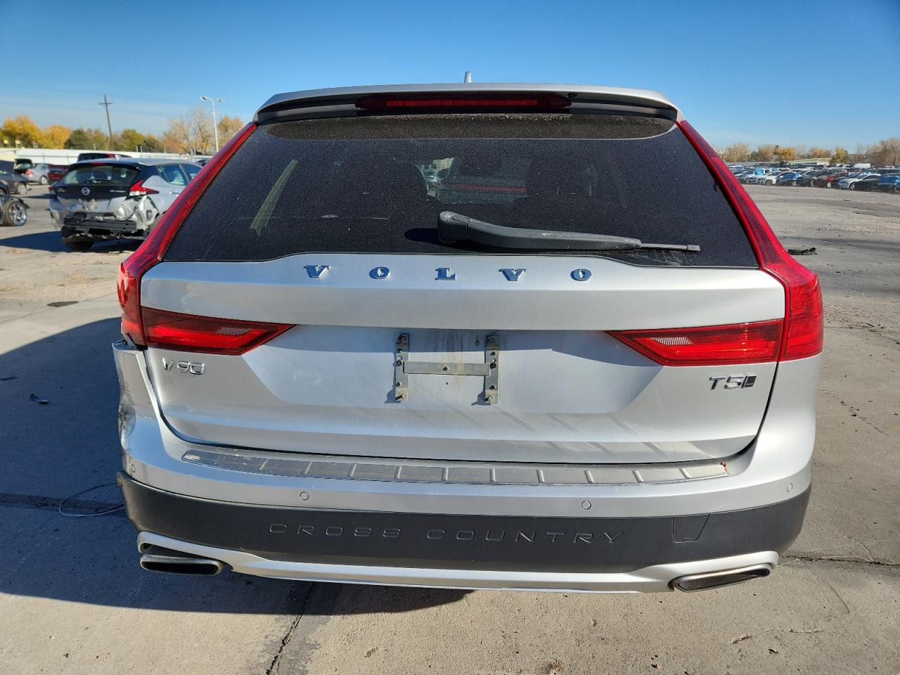 VOLVO V90 T5 MOMENTUM