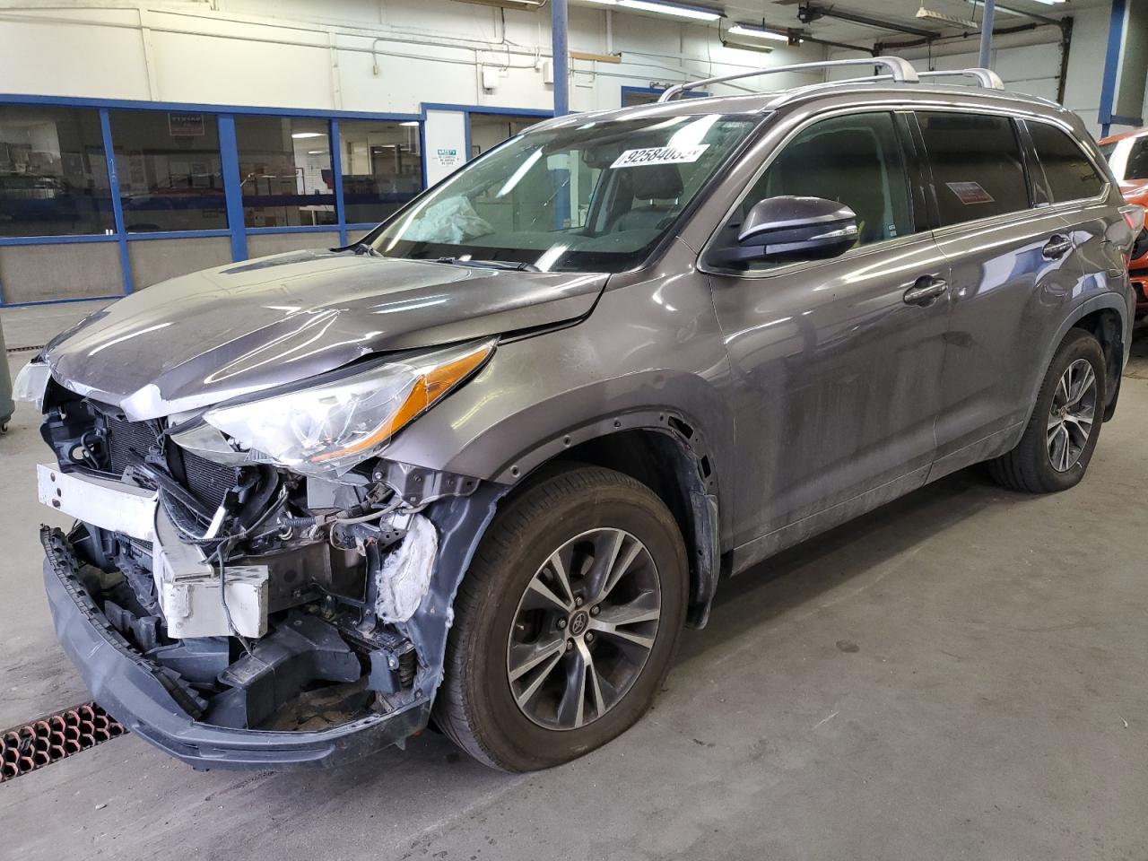 TOYOTA HIGHLANDER XLE