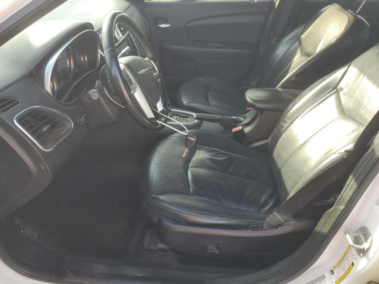 CHRYSLER 200 LIMITED