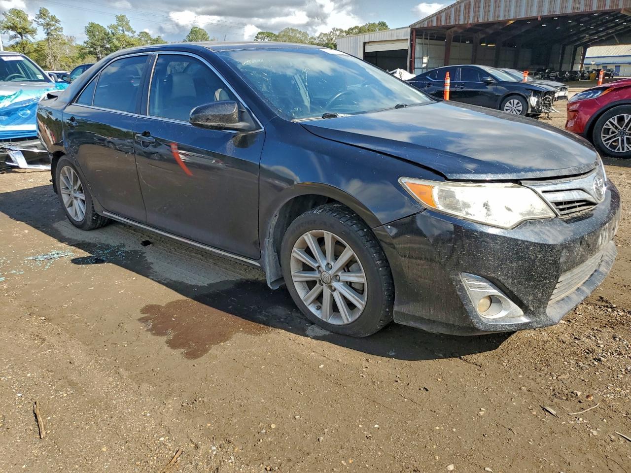 TOYOTA CAMRY L