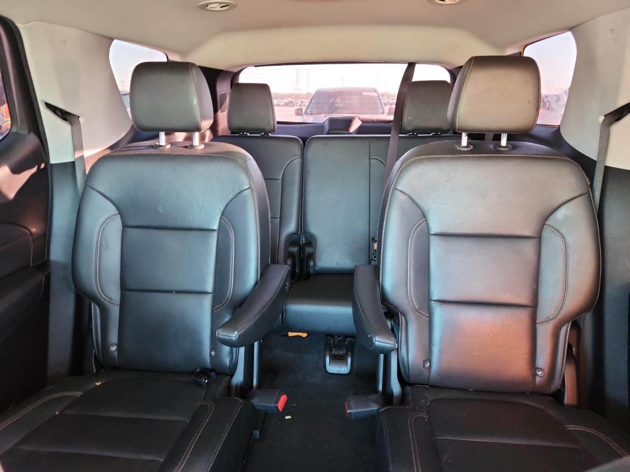 CHEVROLET TRAVERSE RS