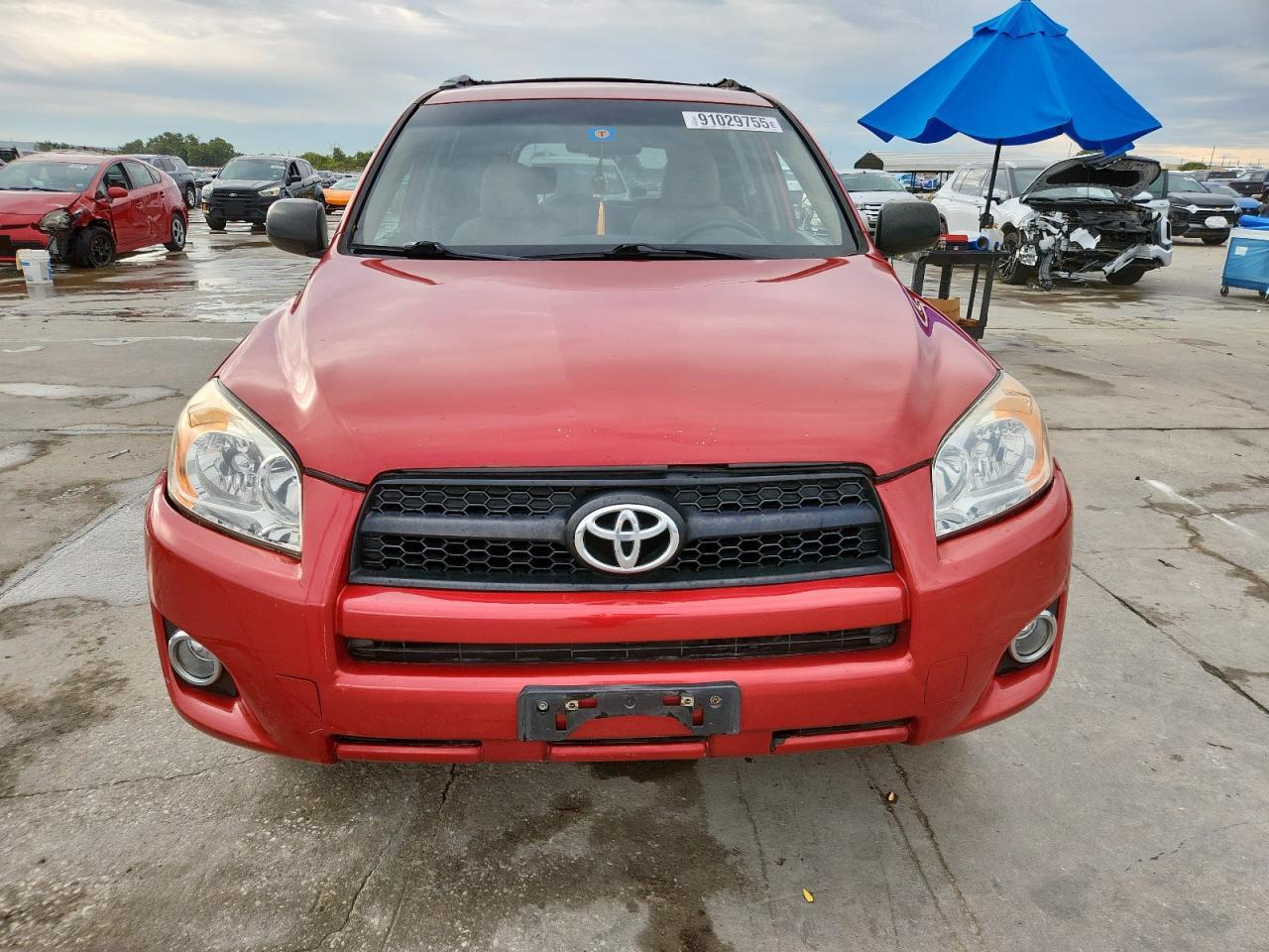 TOYOTA RAV4