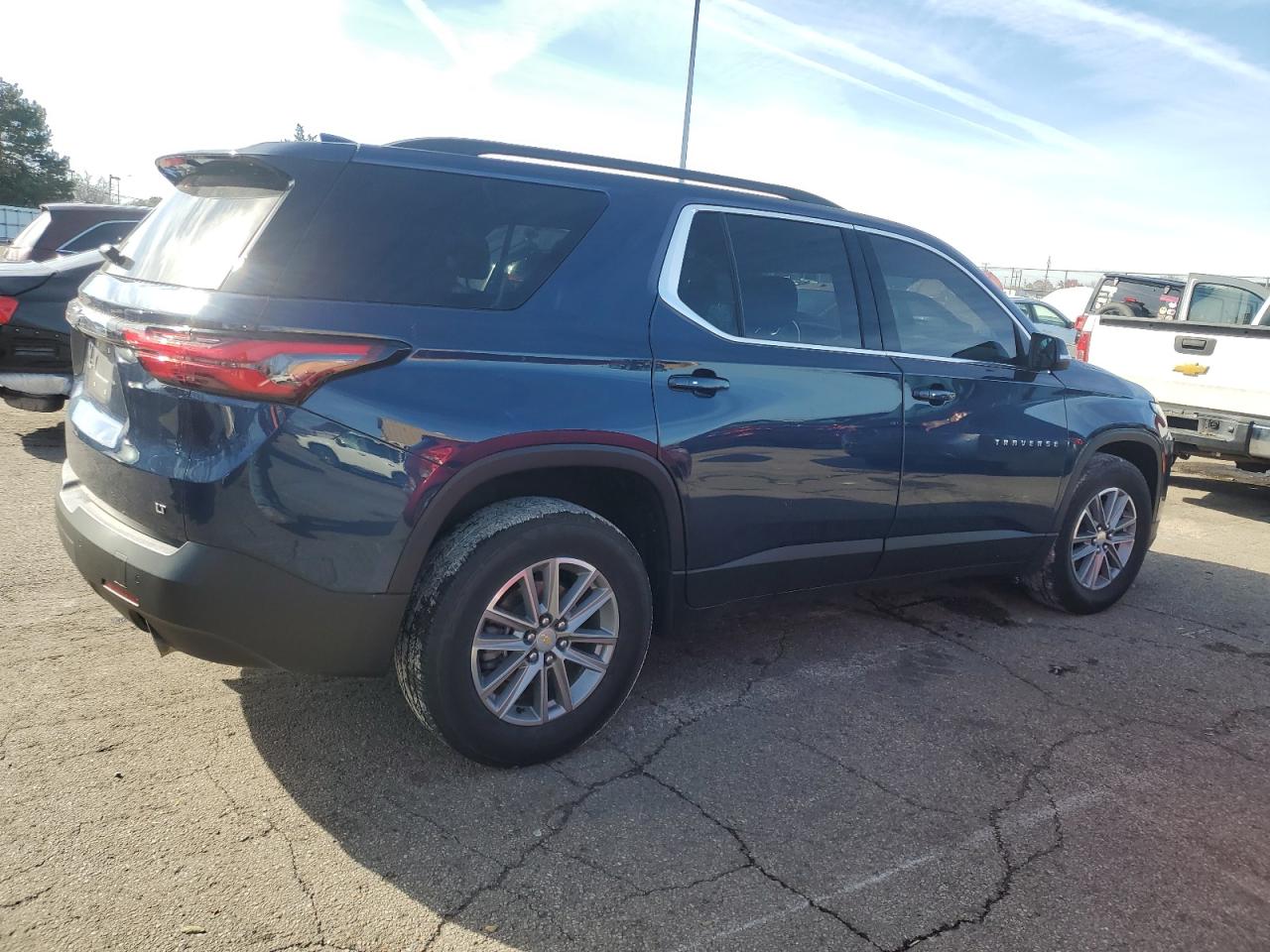 CHEVROLET TRAVERSE LT