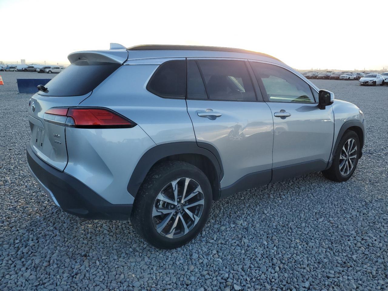 TOYOTA COROLLA CROSS XLE