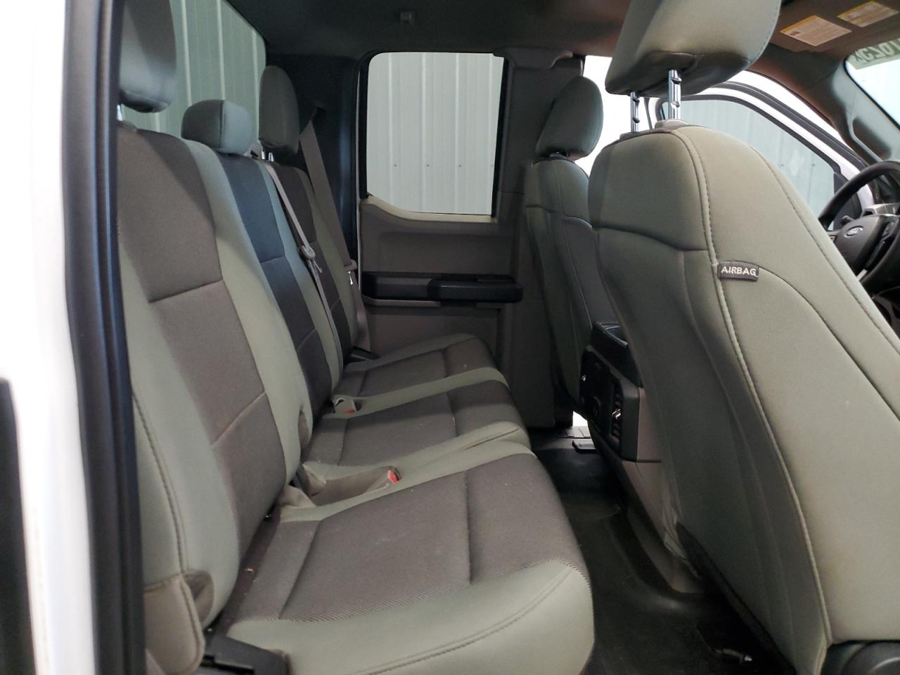 FORD F-150 SUPER CAB