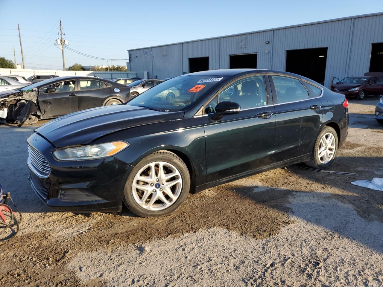 FORD FUSION SE
