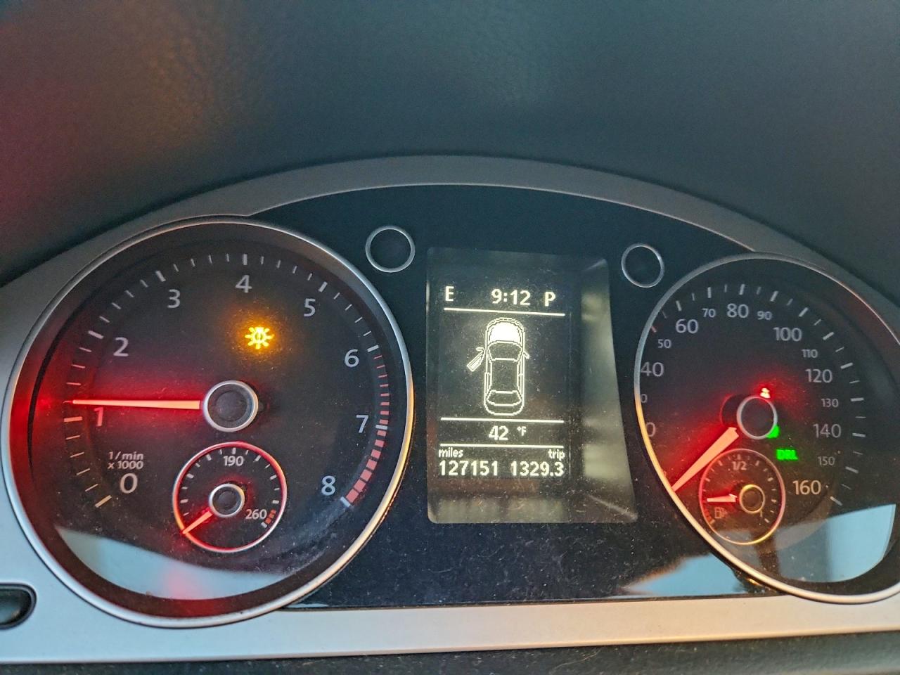 VOLKSWAGEN PASSAT KOMFORT