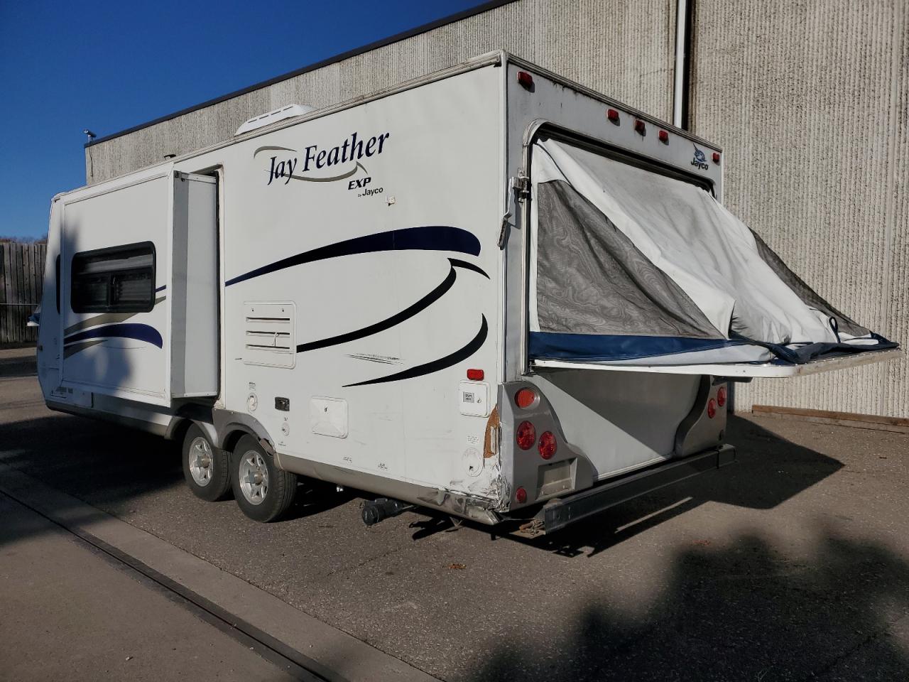 Lot #3285748678 2010 JAYCEE JAY FEATHE