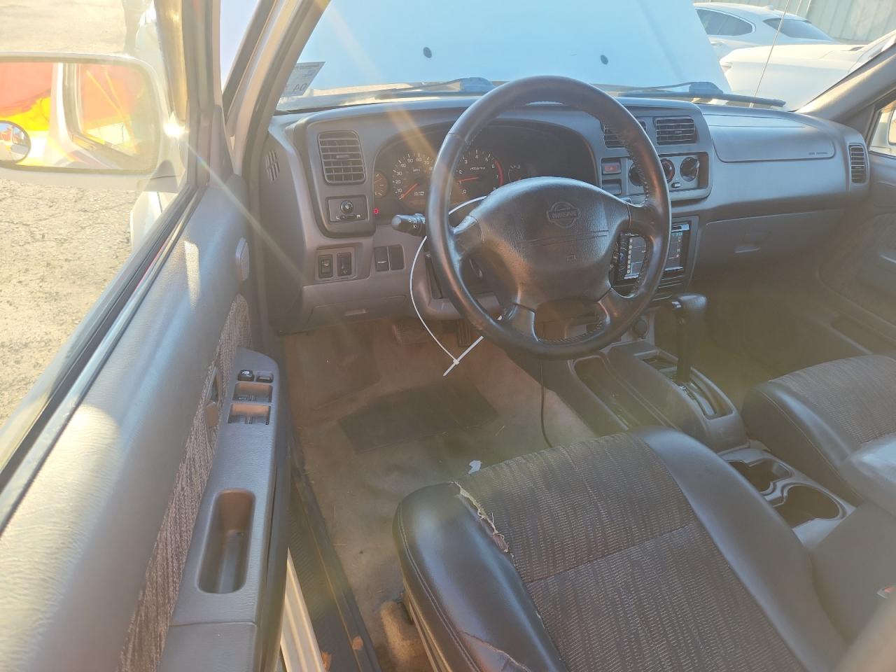 Lot #3290247326 2000 NISSAN FRONTIER C