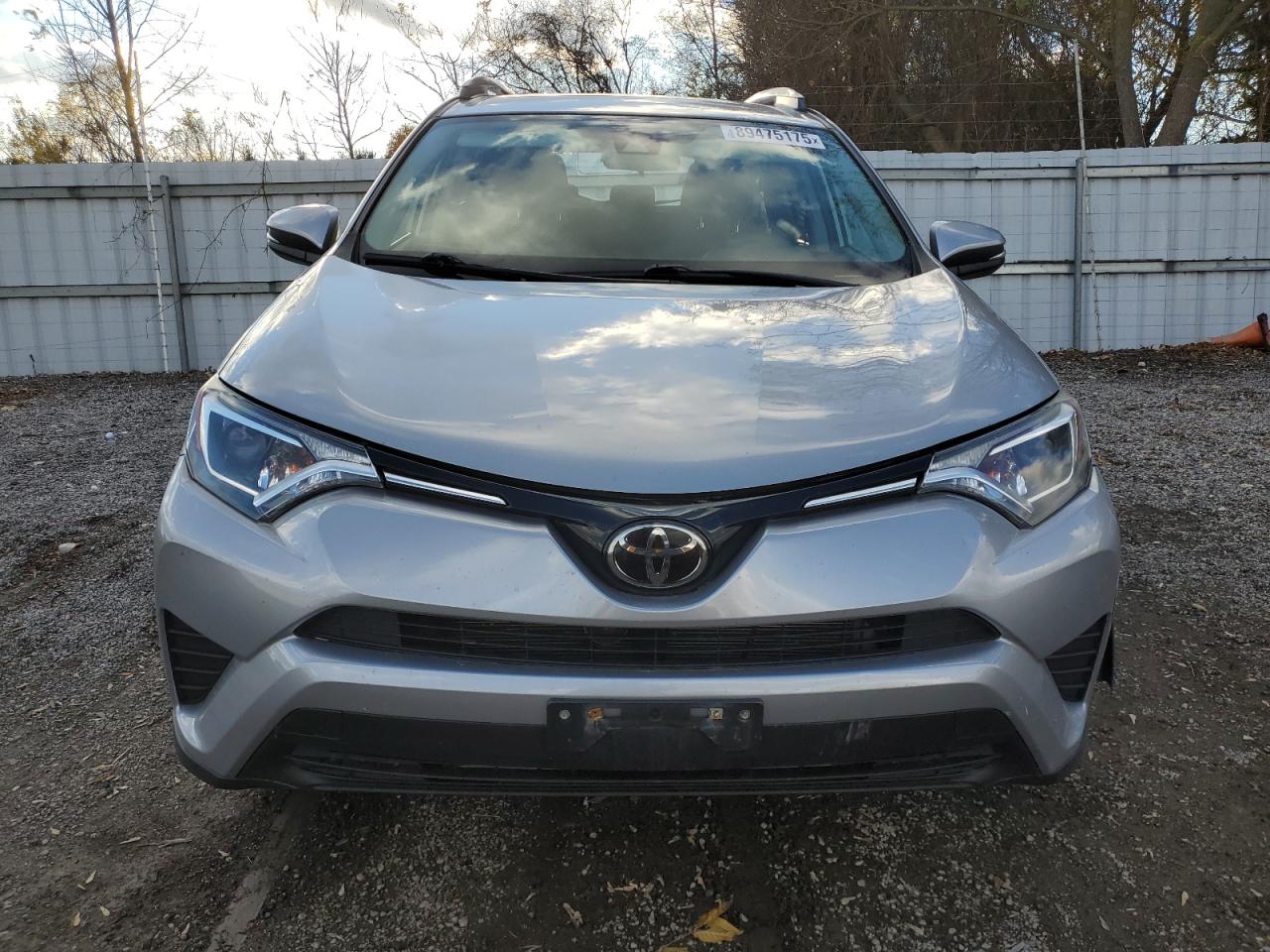 TOYOTA RAV4 LE