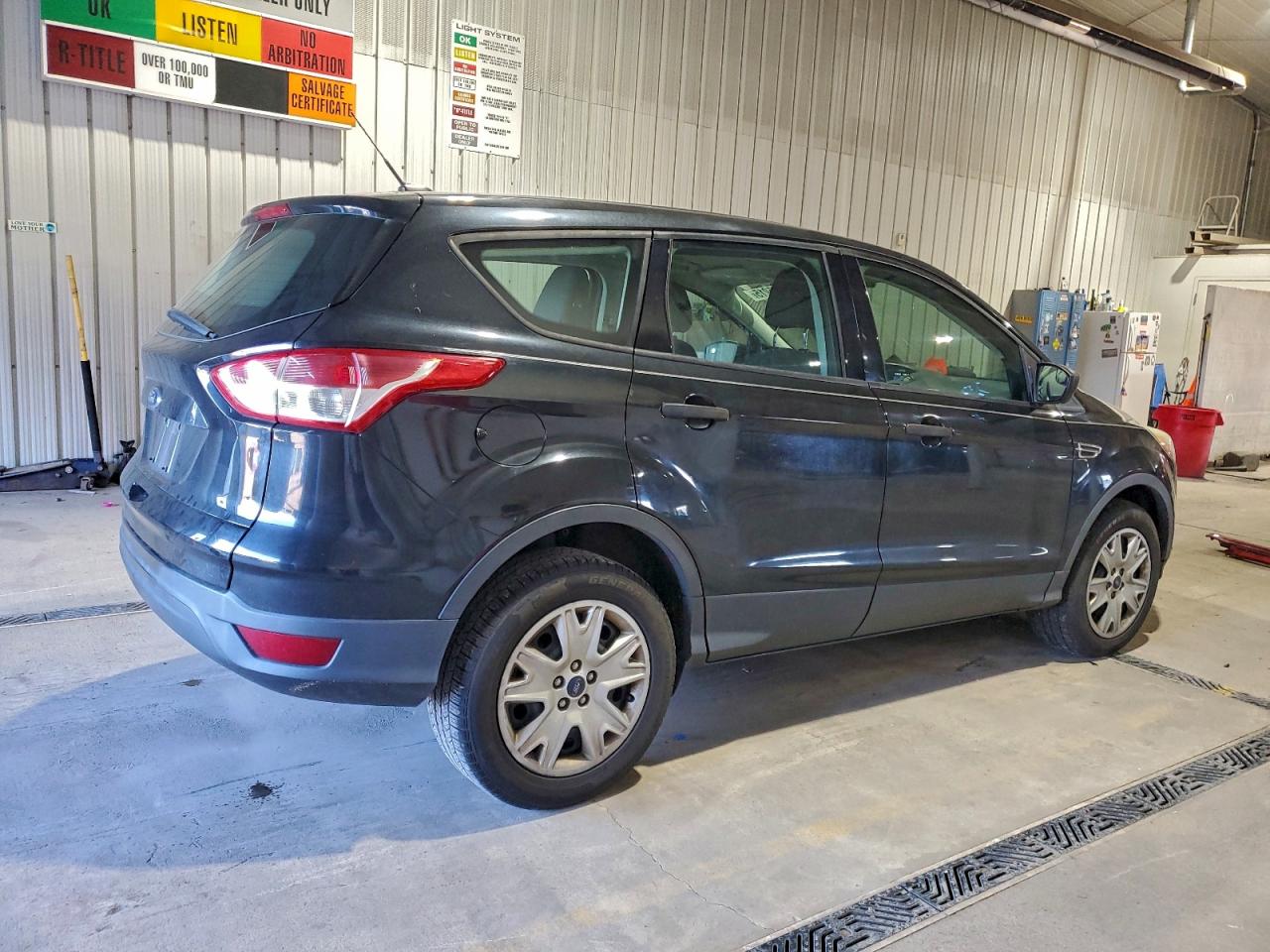 FORD ESCAPE S