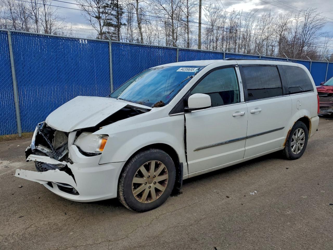 CHRYSLER TOWN & COUNTRY TOURING