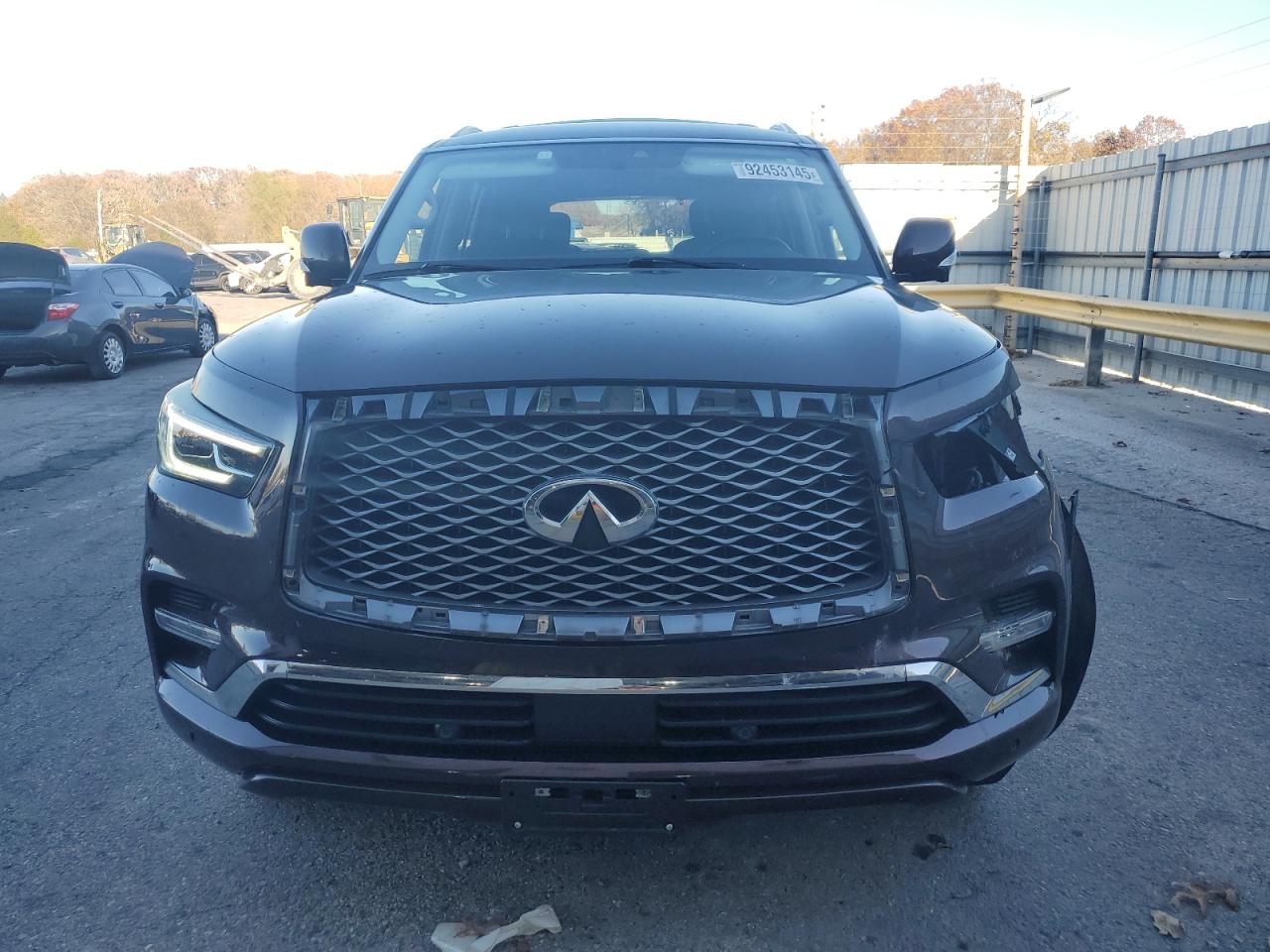 INFINITI QX80 LUXE
