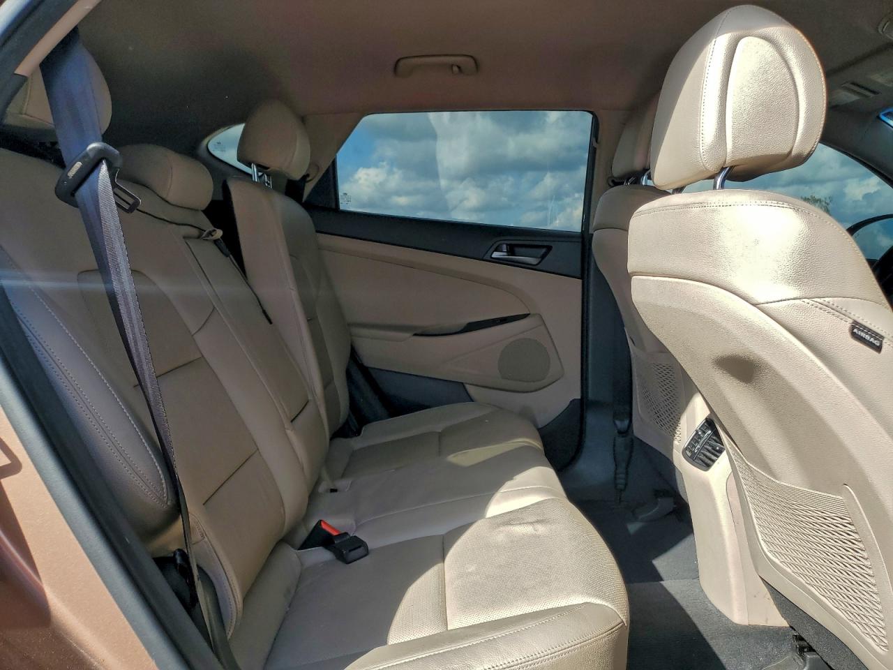 HYUNDAI TUCSON LIMITED