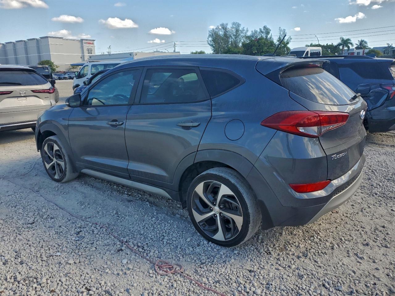 HYUNDAI TUCSON LIMITED